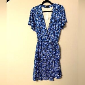 NWT Ann Taylor Blue Floral Wrap Dress size 14